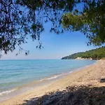 Viorelis Sea View Villa