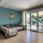 Viorelis Sea View *