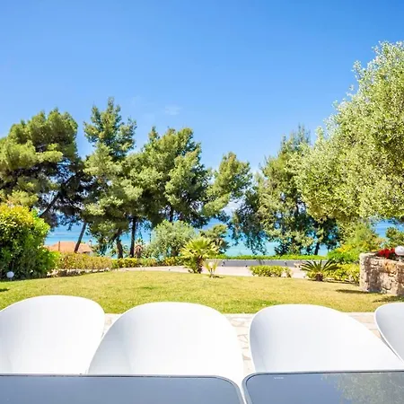 Viorelis Sea View Willa